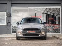 Usado Mini One D 95 HP (69 kW) 2018 Cinzento Citadino