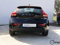 usado Volvo V40 D2 120cv Kinetic Man 6 Vel.