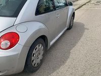 usado VW Beetle 1.4 de 2005 com 117.000 km carro de senhora em bom estado