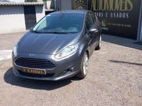 Usado Ford Fiesta ST-Line 95 HP (69 kW) 2016 Cinza