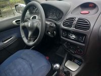 usado Peugeot 206 1.1 2001 4 Portas