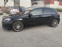 usado Mercedes A180 AMG com garantia 2014