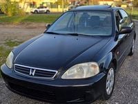Usado Honda Civic 90 HP (66 kW) 1998 Sedan