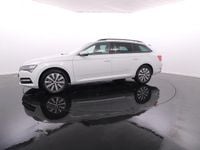 Usado Skoda Superb 150 HP (110 kW) 2023 Branco