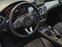 Usado Mercedes GLA200 Urban 136 HP (100 kW) 2018 Cinzento SUV