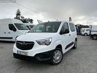 Usado Opel Combo Life 102 HP (75 kW) 2020 Branco