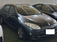 Usado Renault Mégane III 90 HP (66 kW) 2011 Cinzento Carrinha