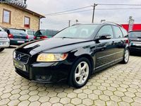 Usado Volvo V50 Momentum 115 HP (84 kW) 2010 Preto Carrinha