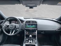 usado Jaguar XE 2.0 D200 R-Dynamic SE