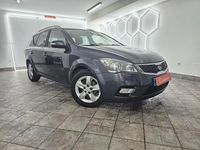 Usado Kia Ceed Sportswagon EX 109 HP (80 kW) 2010 Cinzento Carrinha