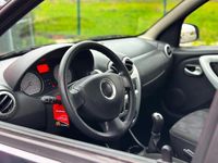 Usado Dacia Sandero Comfort 68 HP (50 kW) 2009 Cinzento