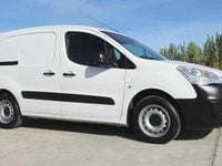 Usado Citroën Berlingo 100 HP (73 kW) 2016 Branco Monovolume