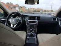 Usado Volvo V60 Momentum 2011 Carrinha
