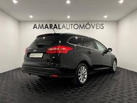 Usado Ford Focus 120 HP (88 kW) 2016 Vermelho Carrinha