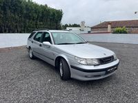 Usado Saab 9-5 150 HP (110 kW) 1999 Cinza Carrinha