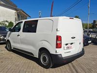 Usado Opel Vivaro 145 HP (106 kW) 2022 Branco Monovolume