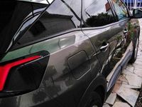 Usado Peugeot 3008 131 HP (96 kW) 2019 Cinzento SUV
