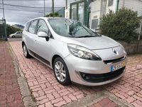 Usado Renault Scénic III 110 HP (80 kW) 2013 Cinzento Monovolume