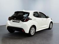 Usado Toyota Yaris Hybrid Business Edition 116 HP (85 kW) 2022 Branco