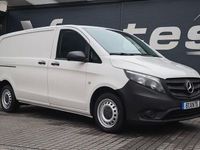 Usado Mercedes Vito 114 HP (83 kW) 2019 Branco Van