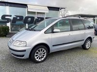Usado VW Sharan 115 HP (84 kW) 2002 Cinzento Monovolume