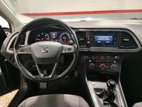 Usado Seat Leon ST 115 HP (84 kW) 2019 Cinzento Carrinha