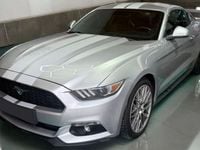 Usado Ford Mustang 314 HP (230 kW) 2017 Cinza prata Coupé