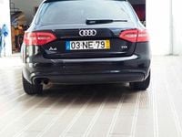 Usado Audi A4 136 HP (100 kW) 2012 Preto Carrinha