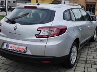 Usado Renault Mégane GrandTour 90 HP (66 kW) 2012 Cinzento Carrinha