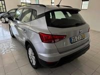 Usado Seat Arona 116 HP (85 kW) 2019 Cinzento SUV