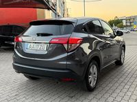 Usado Honda HR-V Elegance 130 HP (95 kW) 2020 Cinza escuro SUV