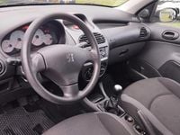 Usado Peugeot 206 68 HP (50 kW) 2009 Cinzento