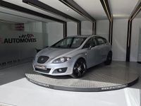 Usado Seat Leon Sport 105 HP (77 kW) 2011 Cinzento Citadino