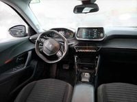 Usado Peugeot e-2008 Active 98 kW (134 HP) 2022 Preto SUV