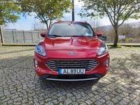 Usado Ford Kuga Titanium 120 HP (88 kW) 2021 Vermelho SUV
