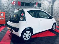 Usado Citroën C1 Attraction 68 HP (50 kW) 2012 Branco Citadino