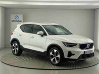 Usado Volvo XC40 Core 163 HP (119 kW) 2025 Branco SUV