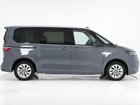 Usado VW Routan 217 HP (159 kW) 2022 Cinzento