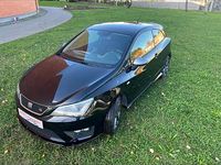 Usado Seat Ibiza FR 105 HP (77 kW) 2014 Preto