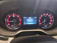 Usado Maxus V90 150 HP (110 kW) 2024 Branco Van