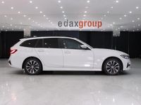 Usado BMW 318 Comfort Edition 150 HP (110 kW) 2022 Branco Carrinha