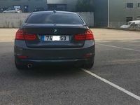 Usado BMW 320 163 HP (119 kW) 2013 Cinzento Sedan