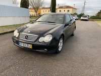 Usado Mercedes C180 Classic 143 HP (105 kW) 2003 Coupé