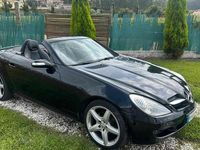 Usado Mercedes SLK200 163 HP (119 kW) 2005 Preto Cabrios