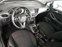Usado Opel Astra 110 HP (80 kW) 2016 Cinzento Carrinha