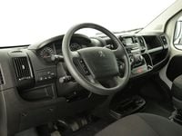 Usado Peugeot Boxer 140 HP (102 kW) 2024 Van