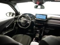 Usado Peugeot e-2008 Allure 100 kW (136 HP) 2024 Preto SUV