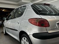 usado Peugeot 206 1.1 gasolina