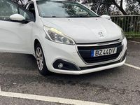 Usado Peugeot 208 90 HP (66 kW) 2016 Citadino