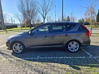 Usado Kia Ceed 116 HP (85 kW) 2010 Cinzento Citadino